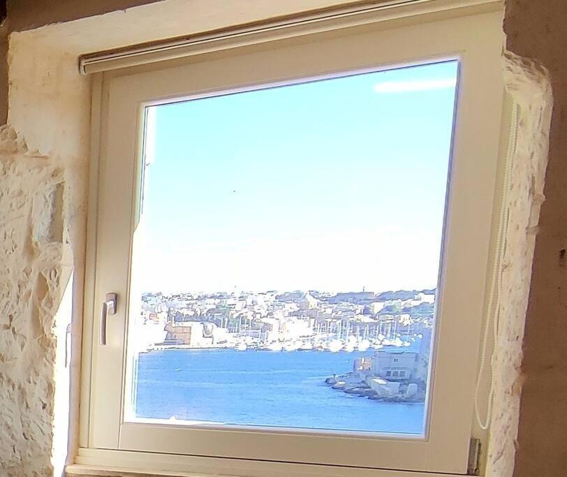 Coast 52 Savynomad Harbour Residences Wow Views Dom wakacyjny